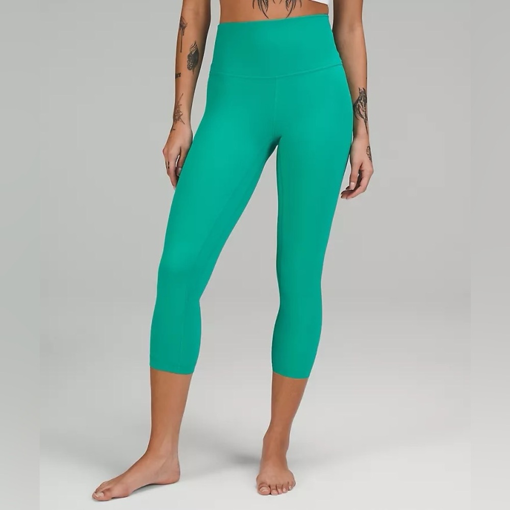 lululemon athletica Align 21” High-rise Crop in Maldives Green NWT